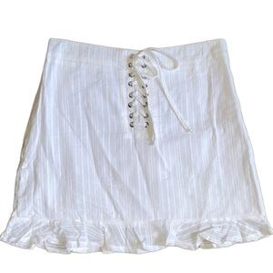 Raised by Wild *NEW* White Lace-Up Mini Skirt (Size: Juniors LG)